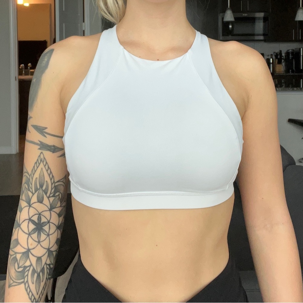 Free to be Serene high neck sports bra